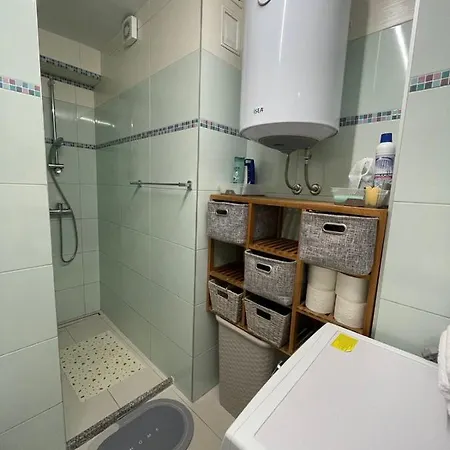 Lui Apartment *